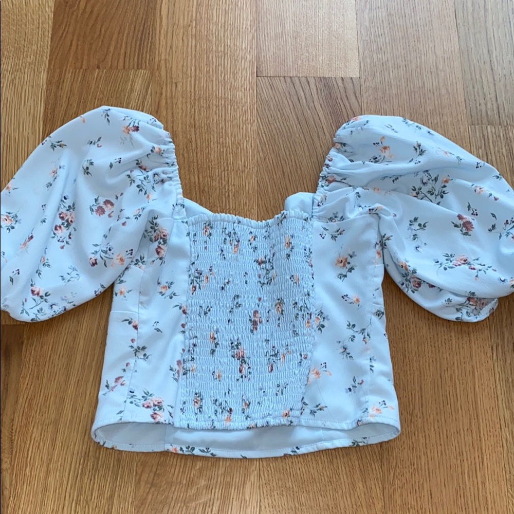 Floral Puff Sleeve Light Blue Top - Picture 5 of 5